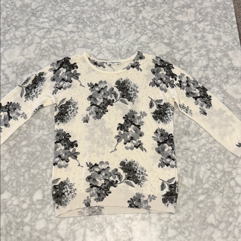 Cathy Daniels Black and White Floral Blouse